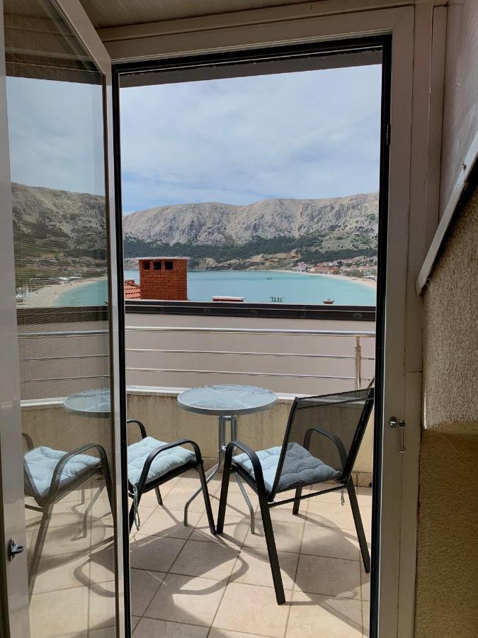 Apartments Happy Stay Center Baska Bagian luar foto