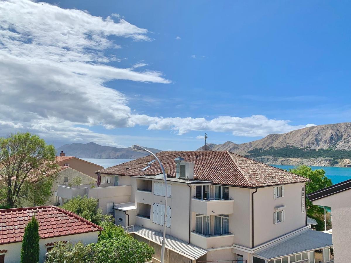 Apartments Happy Stay Center Baska Bagian luar foto