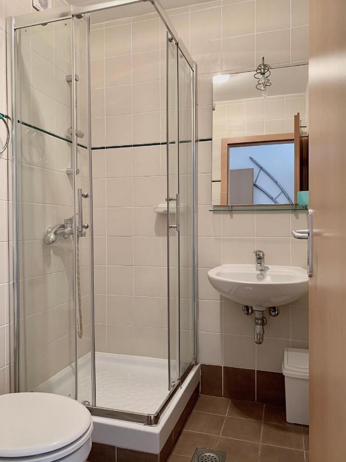 Apartments Happy Stay Center Baska Bagian luar foto
