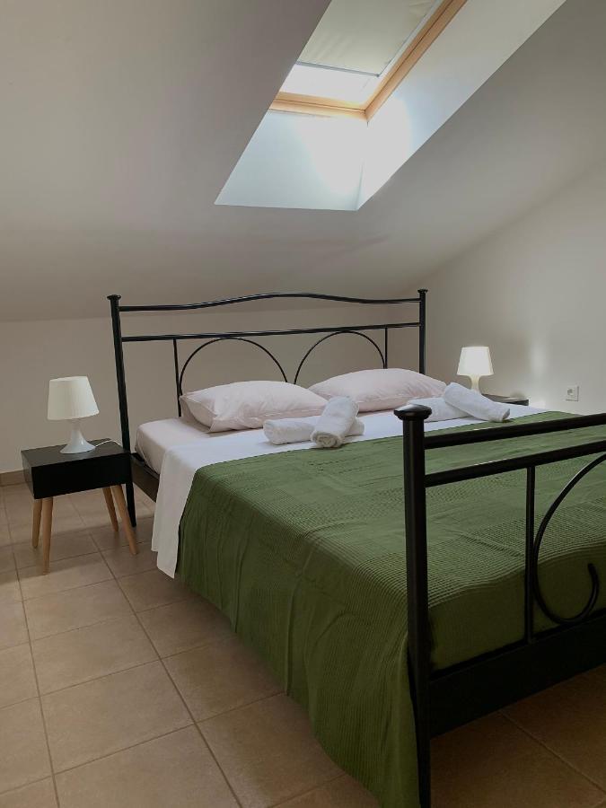 Apartments Happy Stay Center Baska Bagian luar foto