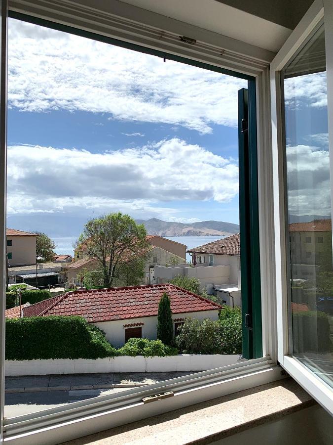 Apartments Happy Stay Center Baska Bagian luar foto