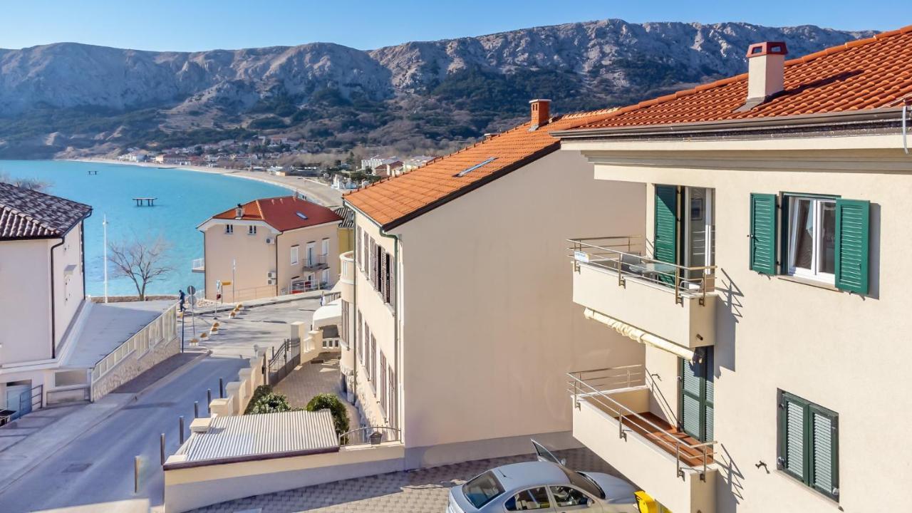 Apartments Happy Stay Center Baska Bagian luar foto